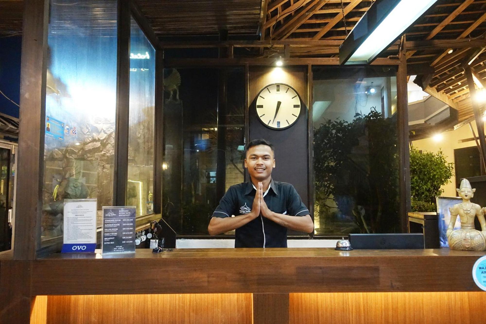ซาอุง บาหลีบู โฮเต็ล แอนด์ เรสโต Hotel เล็มบัง ภายนอก รูปภาพ