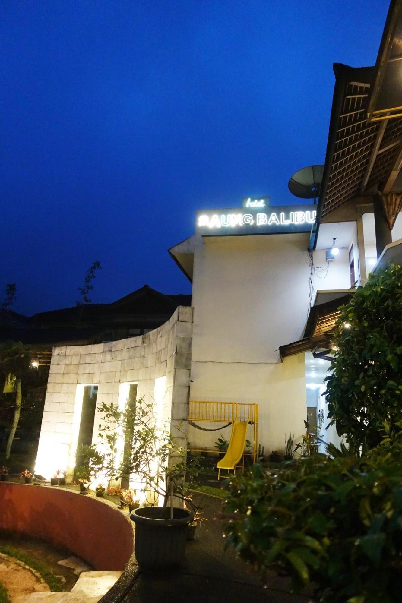 ซาอุง บาหลีบู โฮเต็ล แอนด์ เรสโต Hotel เล็มบัง ภายนอก รูปภาพ